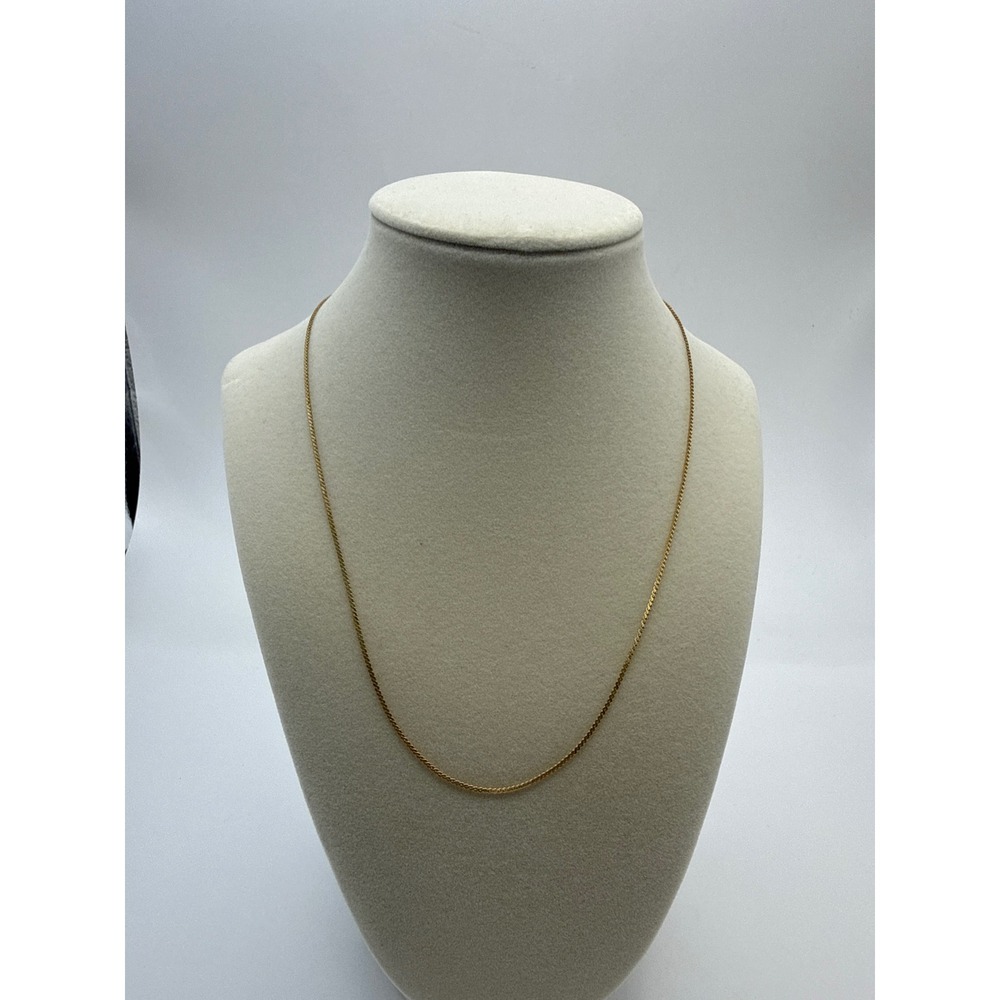 Vintage Gold Tone Curb Link Chain Necklace 16 Inch Minimalist Spring Ring Clasp‎
